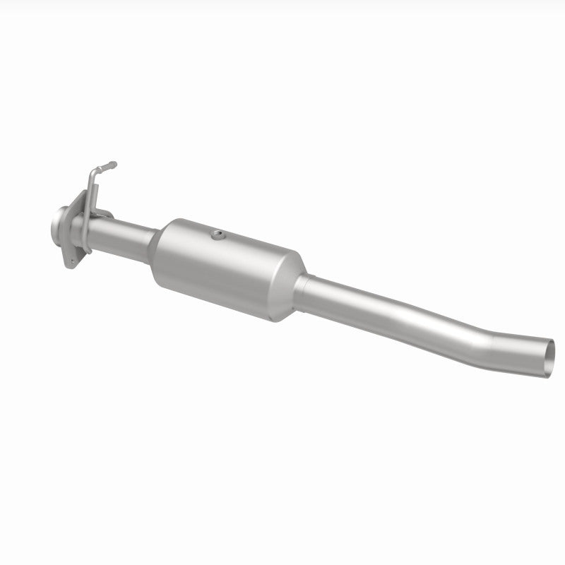 MagnaFlow 16-19 Ford F-650 V10 6.8L Underbody Direct Fit Catalytic Converter-thumbmail-2