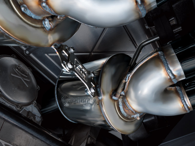 AWE Tuning 05-07 C6 Chevrolet Corvette 6.0L Touring Edition Axleback Exhaust w/ Diamond Black Tips-thumbmail-2