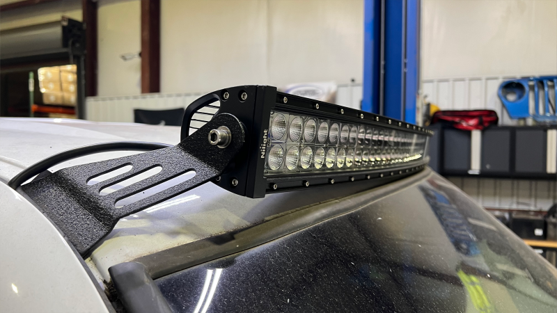 Fishbone Offroad 99-06 Chevrolet Silverado/Tahoe/Suburban Roof Mounted 50in Lightbar Bracket - Black-thumbmail-2