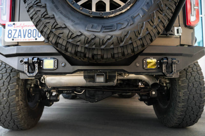 DV8 Offroad Elite Series D-Ring Shackles - Pair (Black)-thumbmail-6