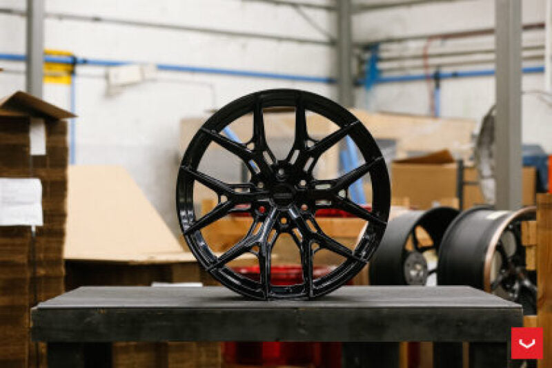 Vossen HF6-4 22x9.5 - 6x139.7 - ET20 - Deep Face - 106.1 - Tinted Gloss Black Wheel-thumbmail-1