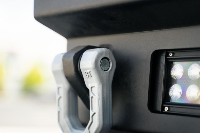 DV8 Offroad Elite Series D-Ring Shackles - Pair (Gray)-thumbmail-7