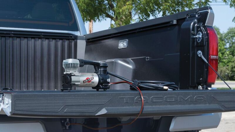 Air Lift Digital Portable Compressor-thumbmail-2
