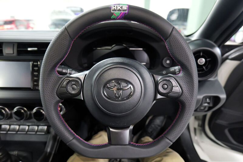 HKS Subaru BRZ ZN(D)8/ZN(C)6E Replacement Steering Wheel-thumbmail-1