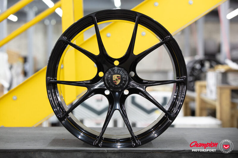 Vossen X Champion RS74 21X13 / ET31 / Gloss Black Wheel / Centerlock / 911 GT3RS 992 - Rear-thumbmail-1