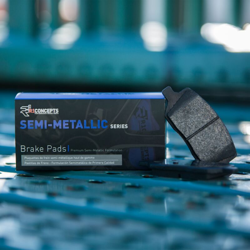 R1 80-01 Audi V8 Quattro Rear Semi Met Brake Pads-thumbmail-4