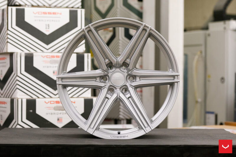 Vossen HF-4T- 24x10- ET25- 5x130-  78.1-SVV- Satin Silver-thumbmail-1
