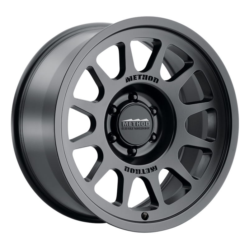 Method MR703 Bead Grip HD 18x9 +40mm Offset 6x5.5 95.25mm CB Matte Black Wheel-thumbmail-2