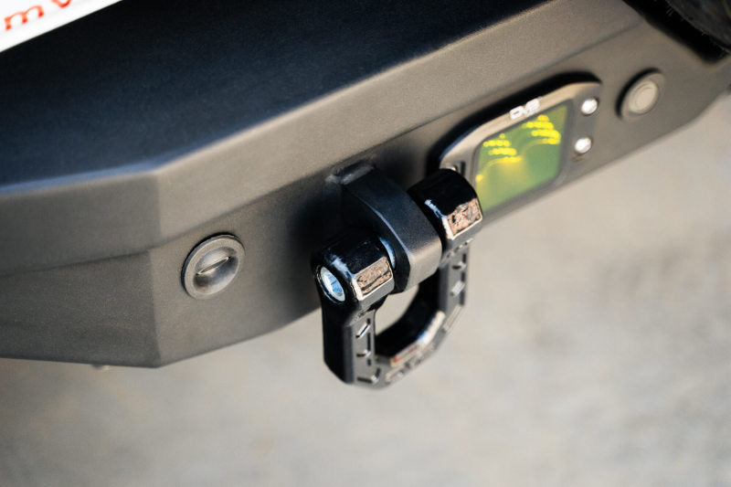 DV8 Offroad Elite Series D-Ring Shackles - Pair (Black)-thumbmail-10