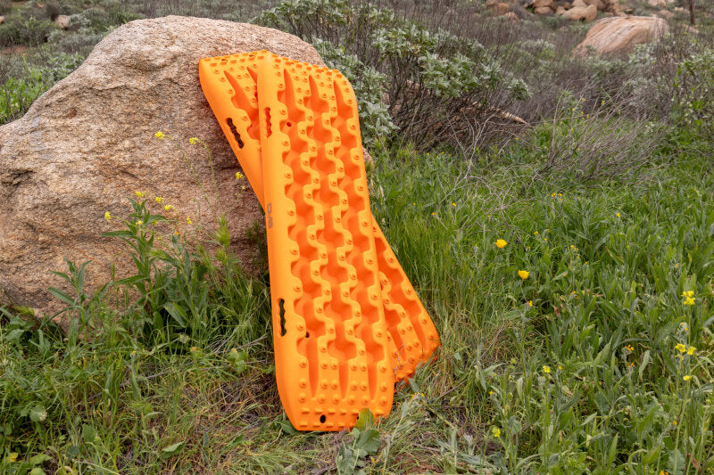 DV8 Offroad DV8 Xtract Traction Boards | Pair | Orange-thumbmail-2