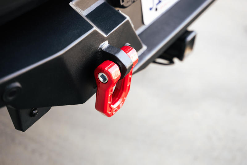 DV8 Offroad Elite Series D-Ring Shackles - Pair (Red)-thumbmail-12