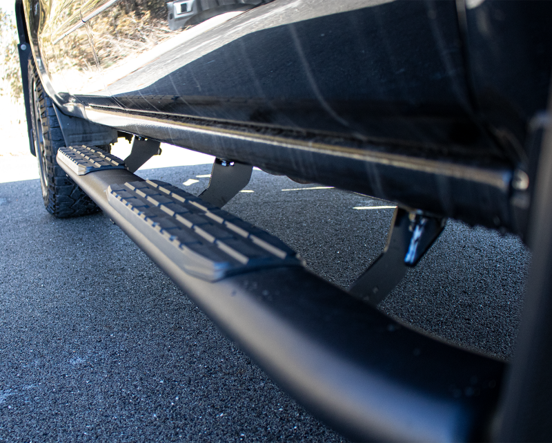 Fishbone Offroad 07-18 Chevrolet Silverado 1500/2500/3500 Crew Cab Oval Side Steps - Black Textured-thumbmail-4