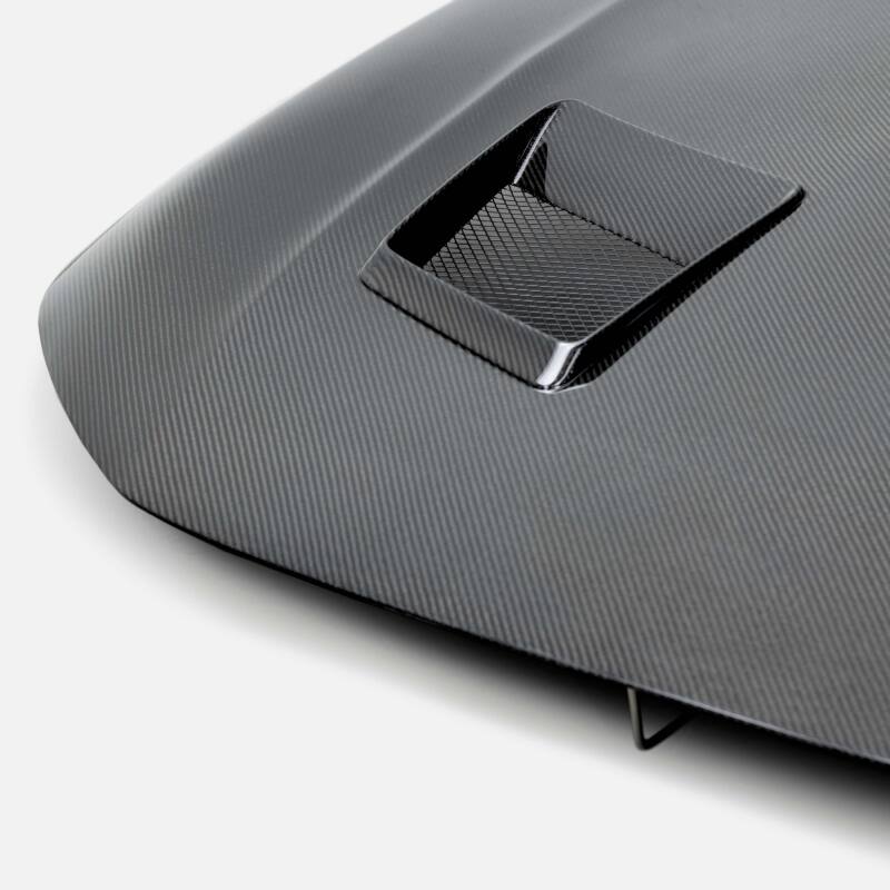 Seibon 2022+ Honda Civic 4Dr THRW-style Carbon Fiber Hood-thumbmail-5