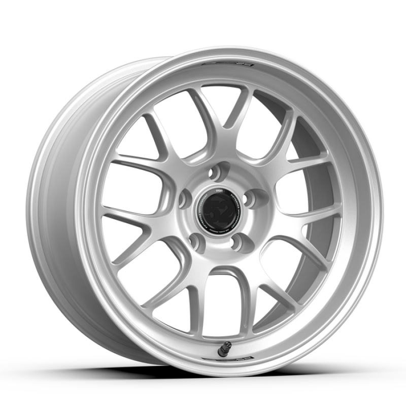fifteen52 Apex RSR 18x9.5 5x120 22mm ET 72.56mm Center Bore Radiant Silver-thumbmail-2