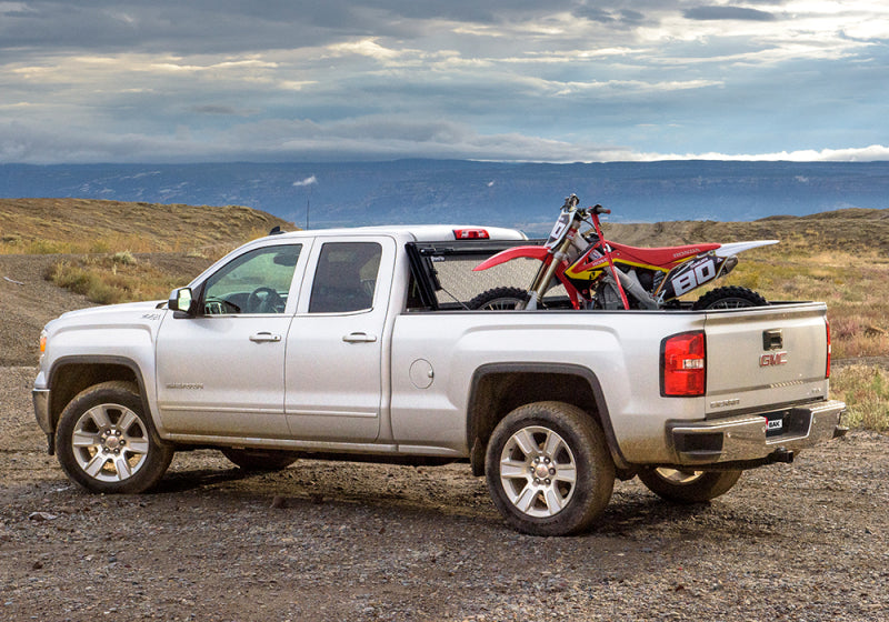 BAK 2023+ Chevy Colorado Crew Cab 5ft 2in Bed BAKFlip F1-thumbmail-6
