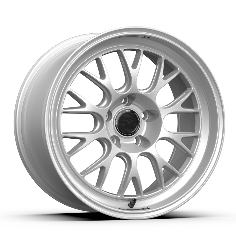 fifteen52 Holeshot RSR 20x9 5x112 25mm ET 66.56mm Center Bore Radiant Silver-thumbmail-3
