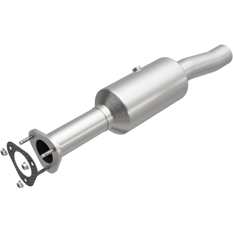 MagnaFlow 16-19 Ford E-450 Super Duty Base V10 6.8L Underbody Direct-Fit Catalytic Converter-thumbmail-1