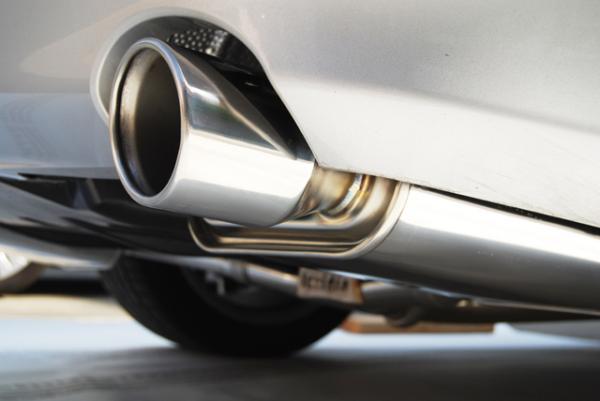 Invidia 06-11 IS250/IS350 Q300 Axle-Back Exhaust-thumbmail-2