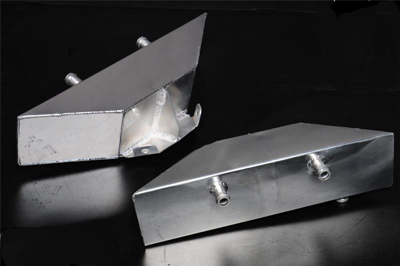 Weapon R 13 Scion FR-S Polished Alum Oil Tank-thumbmail-2