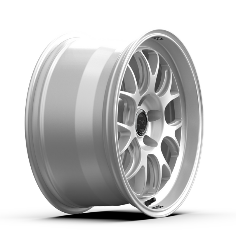 fifteen52 Apex RSR 18x9.5 5x120 22mm ET 72.56mm Center Bore Radiant Silver-thumbmail-4