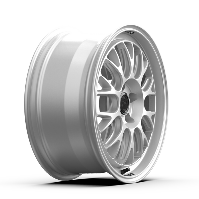 fifteen52 Holeshot RSR 18x8.5 5x112 42mm ET 57.1mm Center Bore Radiant Silver-thumbmail-4
