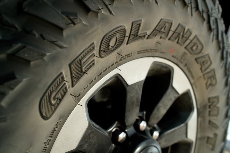 Yokohama Geolandar M/T G003 Tire - LT285/65R20 127/124Q-thumbmail-4