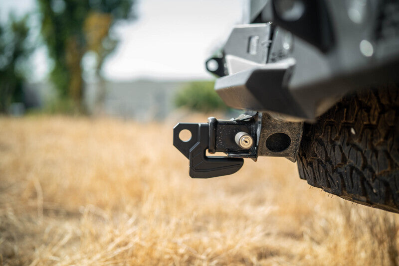 DV8 Universal Hitch Skid Plate - Black-thumbmail-8