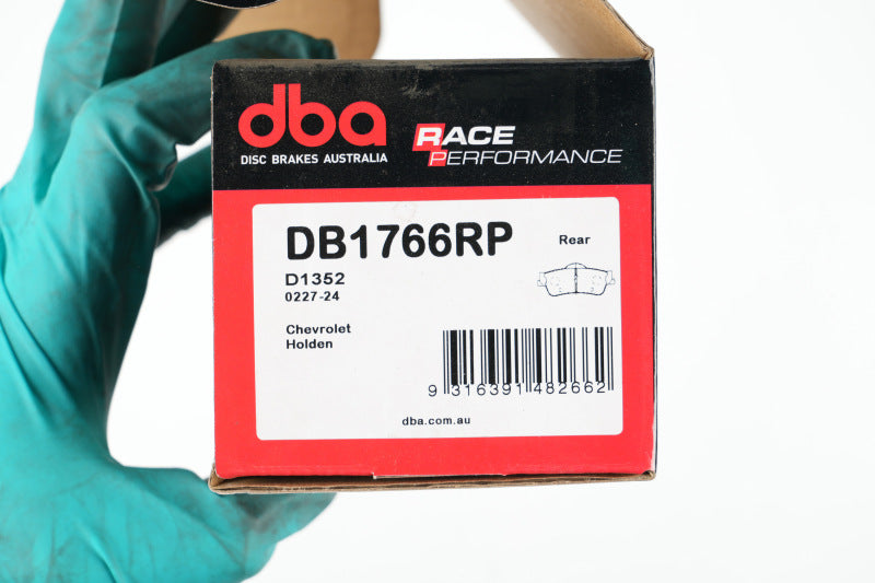 DBA 08-17 Pontiac G8 V6 Rear RP Performance Brake Pads-thumbmail-3