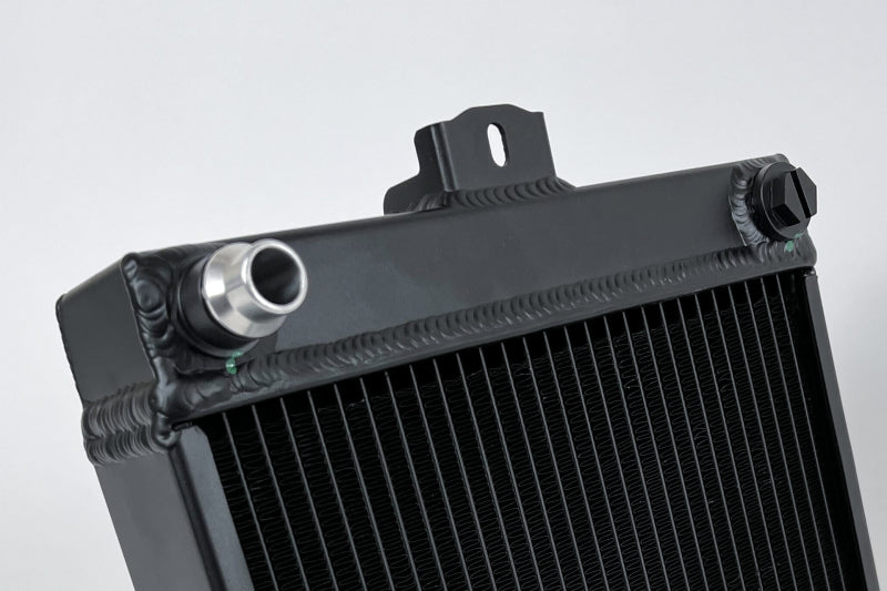 CSF BMW F8X M3/M4/M2C Auxiliary Radiators w/ Rock Guards (Sold Individually - Fits Left and Right-thumbmail-5