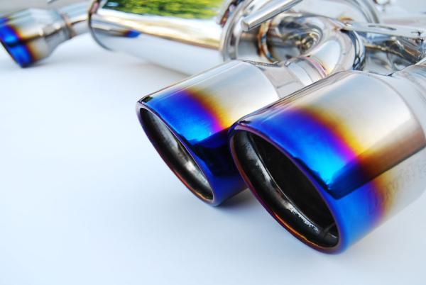 Invidia 08-11 STi Hatch / 11 WRX Hatch Dual Q300 Titanium Tip Cat-back Exhaust-thumbmail-3
