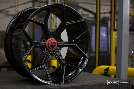 Vossen x Novitec NL4-5L 22x12.5 ET:34 Gloss Black Lamborghini Revuelto Rear Wheel