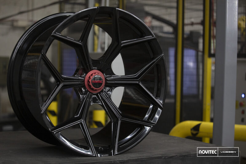 Vossen x Novitec NL4-5L 20x9 ET:24 Gloss Black Lamborghini Aventador Front Wheel-thumbmail-1