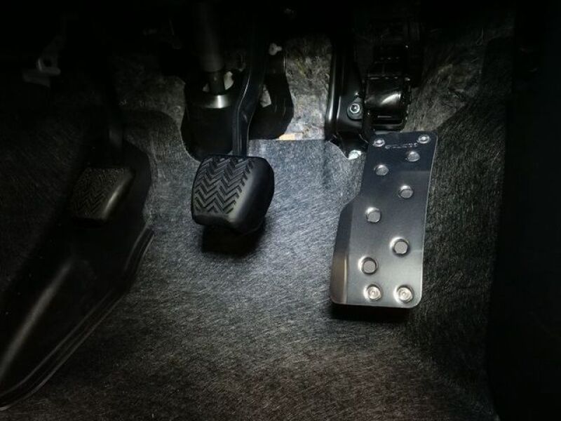 Cusco Wide Accelerator Pedal Plate Kit 2023+ Toyota GR Corolla & 2020+ GR Yaris (Non-US Model)-thumbmail-2