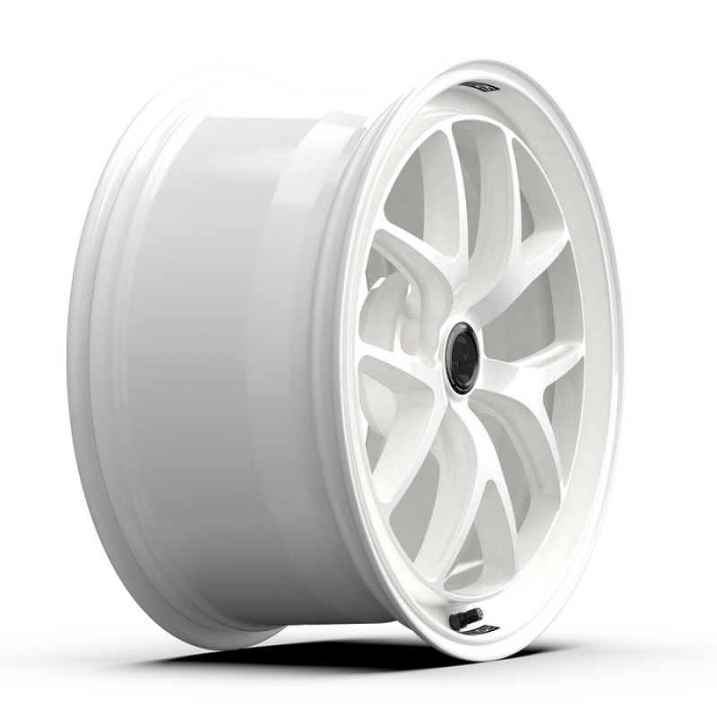 fifteen52 Sector RSR 19x9.5 5x114.3 38mm ET 73.1mm Center Bore Rally White-thumbmail-2