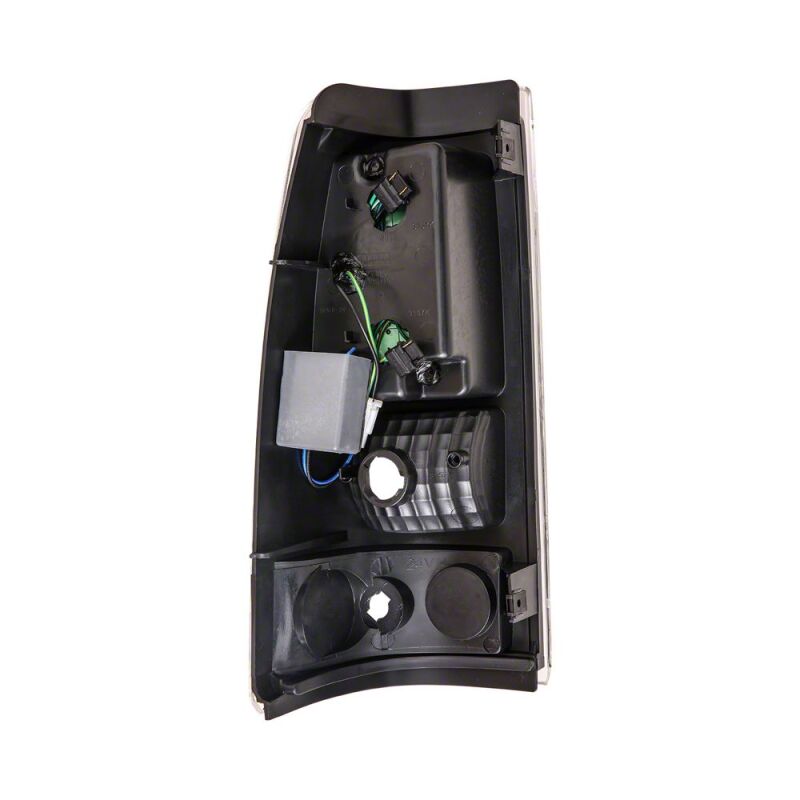 Raxiom 03-06 Chevrolet Silverado 1500 Fleetside LED Tail Lights- Chrome Housing- Clear Lens-thumbmail-3