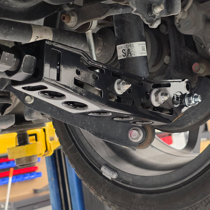 BLOX Racing Racing Rear Lower Control Arms - Blk (Toyota 86 / Scion FRS / Subaru BRZ / WRX / STi) V2-thumbmail-9