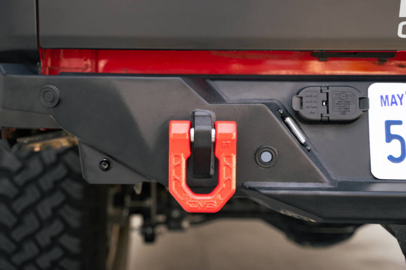 DV8 Offroad Elite Series D-Ring Shackles - Pair (Red)-thumbmail-17