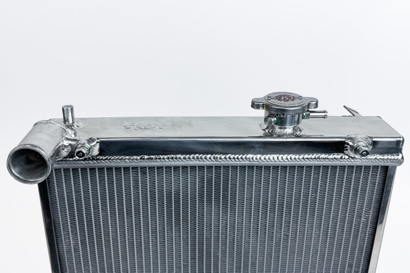 CSF 03-07 Mitsubishi Lancer EVO 7/8/9 1/2 Size Radiator - Polished-thumbmail-2