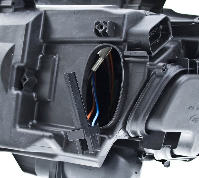 Hella 2006-2008 BMW 323i Bi-Xenon Headlight Assembly-thumbmail-20