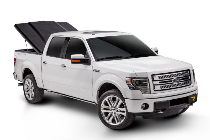 Undercover 24-25 Chevrolet Colorado Elite One Piece Bed Cover-thumbmail-3