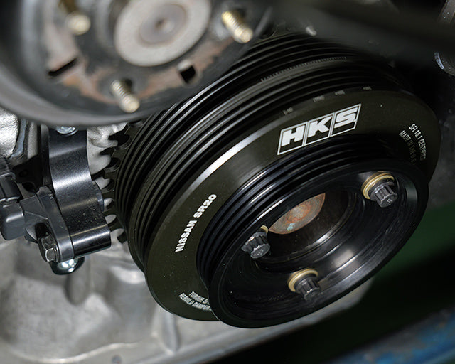 HKS 45999-AN004 damper pulley and crank sensor installed on Nissan SR20