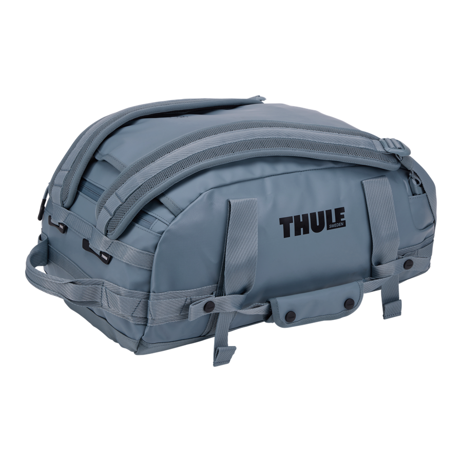 Thule Chasm Duffel Bag 30L - Pond Gray — MPN 3205214 — product view 2