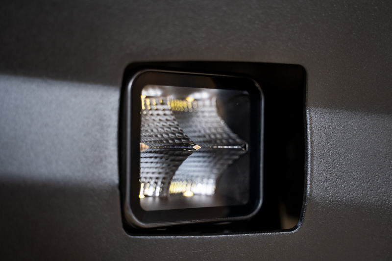 DV8 Offroad 3in Cube LED Light 40W Pod Light 5W LED-thumbmail-2