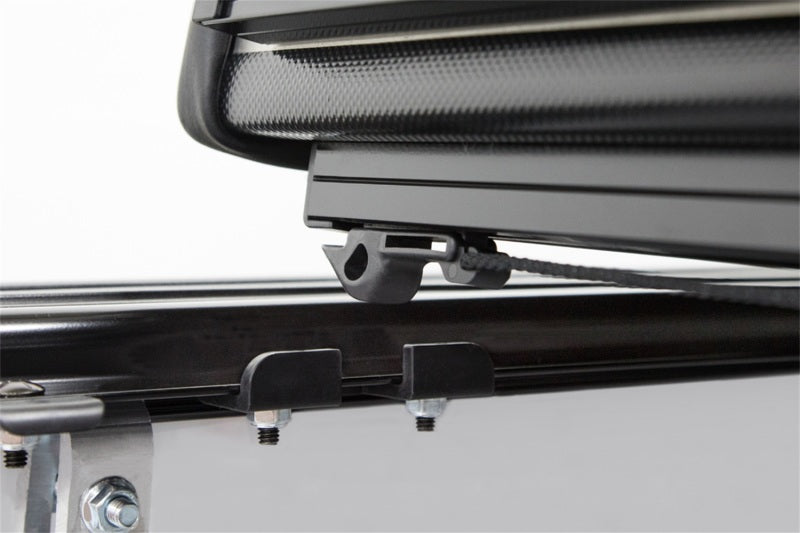Access LOMAX Pro Series Tri-Fold Cover 15-19 Chevy Colorado 6ft Bed - Blk Diamond Mist-thumbmail-4