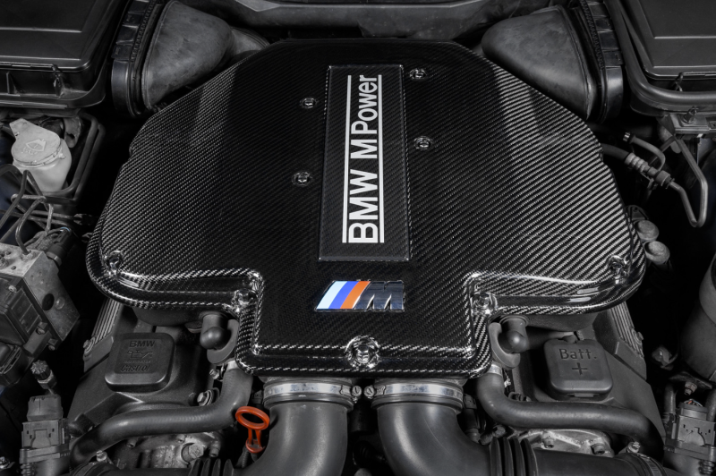 Eventuri BMW E39 M5 / E52 Z8 (S62) Black Carbon Plenum Lid - No Emblem-thumbmail-2