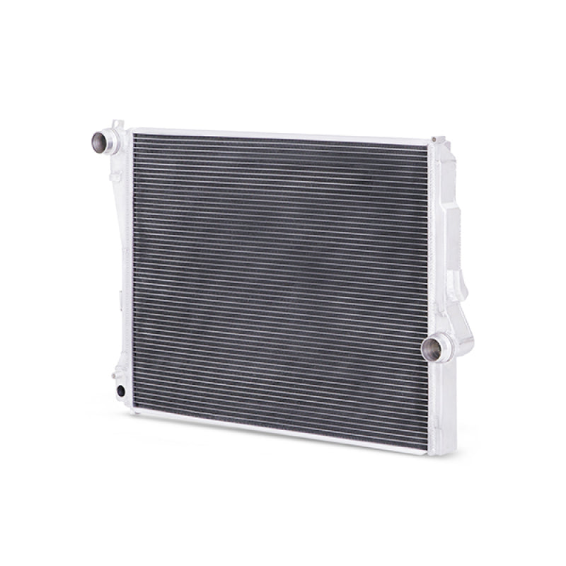 Mishimoto 99-06 BMW 323i/323i/328i/330i w/ Auto Transmission Performance Aluminum Radiator-thumbmail-6