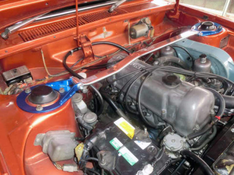 Cusco Type-II Oval Strut Bar 67-73 Datsun 510/Bluebird 1.6L SU Twin Carburetor-thumbmail-1