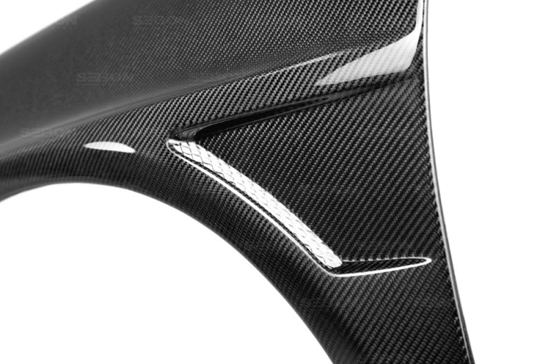 Seibon 04-05 Subaru WRX/STi 10mm Wider Carbon Fiber Fenders-thumbmail-2
