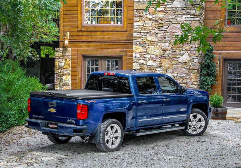 UnderCover 15-20 Chevy Colorado/GMC Canyon 6ft Elite Bed Cover - Black Textured-thumbmail-7
