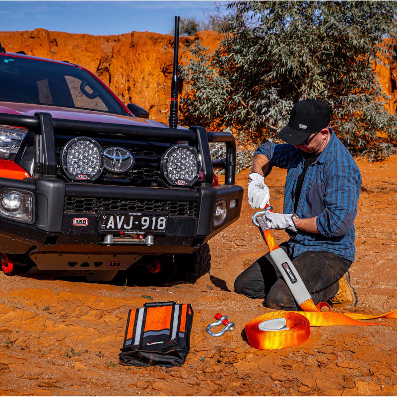 ARB Weekender Recovery Kit Incl 17600lb Recovery Strap/4.75T Shackles-thumbmail-18